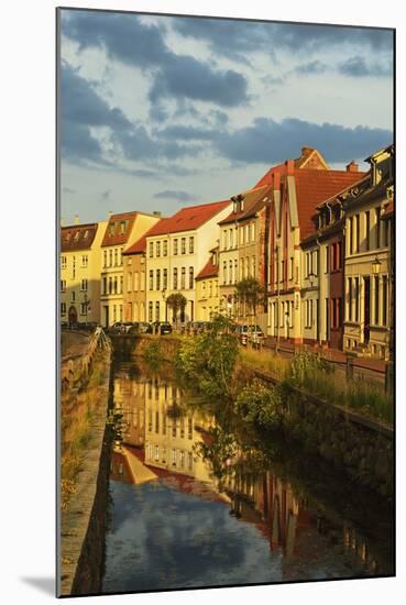 Evening Scene in the Old Town of Wismar, Mecklenburg-Vorpommern, Germany, Baltic Sea, Europe-Jochen Schlenker-Mounted Photographic Print