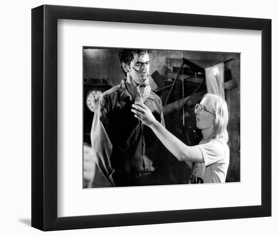 Evil Dead 2: Dead By Dawn-null-Framed Photo