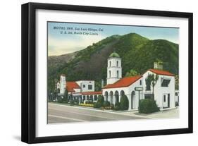 Exterior View of the Motel Inn - San Luis Obispo, CA-Lantern Press-Framed Art Print