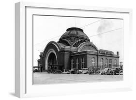 Exterior View of Union Station - Tacoma, WA-Lantern Press-Framed Art Print