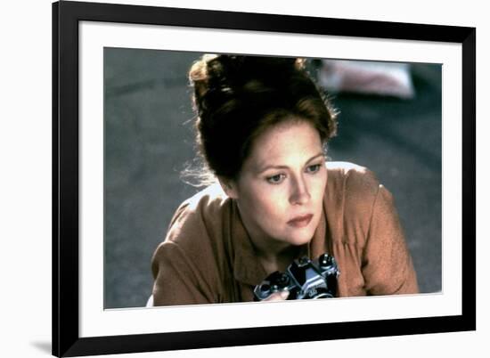 EYES OF LAURA MARS, 1978 directed by IRVIN KERSHNER Faye Dunaway (photo)-null-Framed Photo