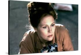 EYES OF LAURA MARS, 1978 directed by IRVIN KERSHNER Faye Dunaway (photo)-null-Stretched Canvas