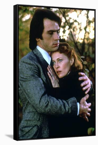 EYES OF LAURA MARS, 1978 directed by IRVIN KERSHNER Tommy Lee Jones and Faye Dunaway (photo)-null-Framed Stretched Canvas