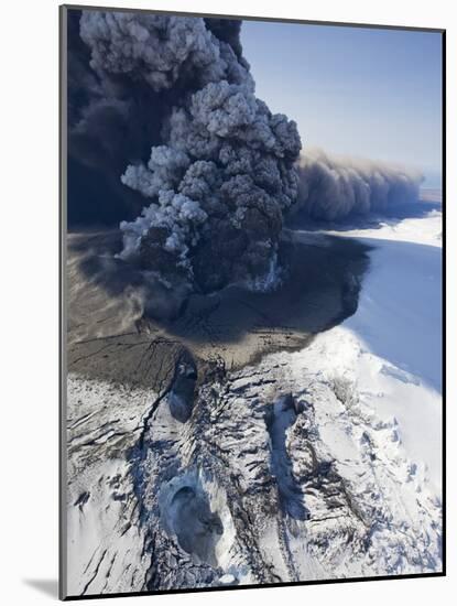 Eyjafjallajokull volcano erupting in Iceland-Paul Souders-Mounted Photographic Print