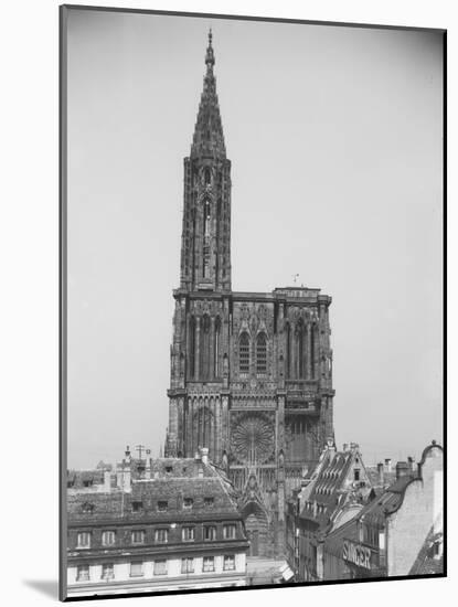 Façade de la cathédrale de Strasbourg-null-Mounted Giclee Print