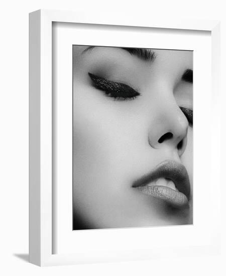 Face 1-Design Fabrikken-Framed Photographic Print