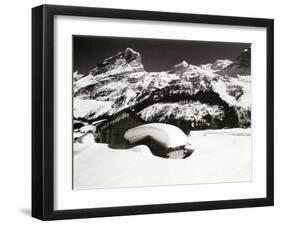 Face a la Montagne-null-Framed Art Print