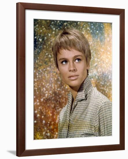 FAHRENHEIT 451, 1966 directed by FRANCOIS TRUFFAUT Julie Christie (photo)-null-Framed Photo