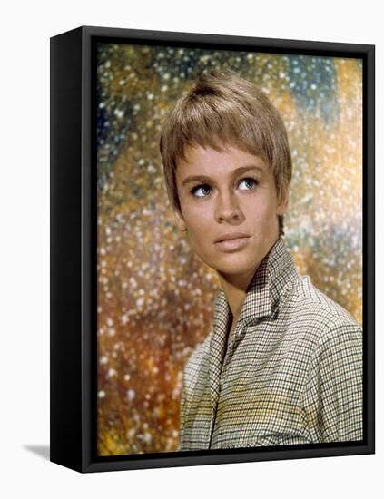 FAHRENHEIT 451, 1966 directed by FRANCOIS TRUFFAUT Julie Christie (photo)-null-Framed Stretched Canvas