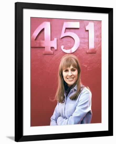 FAHRENHEIT 451, 1966 directed by FRANCOIS TRUFFAUT Julie Christie (photo)-null-Framed Photo