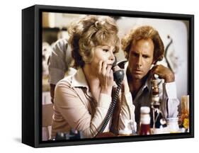 FAMILY PLOT, 1976 directed by ALFRED HITCHCOCK Barbara Harris / Bruce Dern (photo)-null-Framed Stretched Canvas