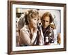 FAMILY PLOT, 1976 directed by ALFRED HITCHCOCK Barbara Harris / Bruce Dern (photo)-null-Framed Photo