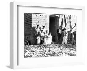 Family with Corn, State of Veracruz, Mexico, 1927-Tina Modotti-Framed Photographic Print