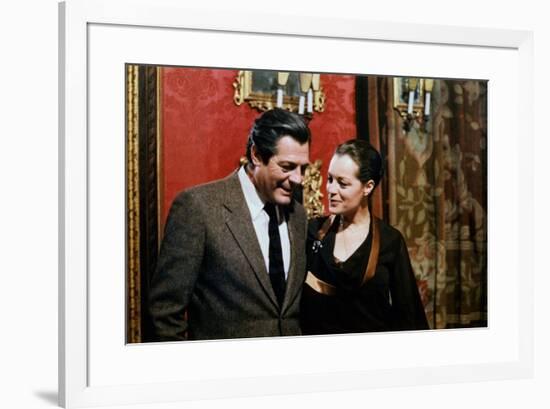 FANTASMA D'AMORE / FANTOME D'AMOUR, 1980 directed by DINO RISI Marcello Mastroianni and Romy Schnei-null-Framed Photo