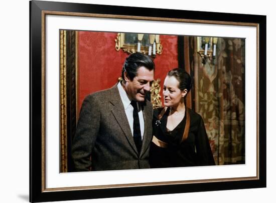 FANTASMA D'AMORE / FANTOME D'AMOUR, 1980 directed by DINO RISI Marcello Mastroianni and Romy Schnei-null-Framed Photo