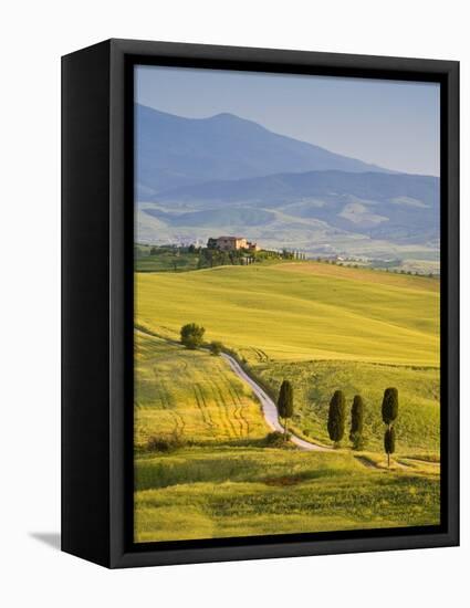 Farmhouse, Val D' Orcia, Tuscany, Italy-Doug Pearson-Framed Stretched Canvas