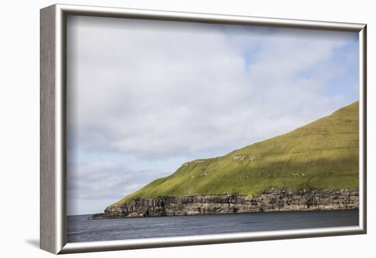 Faroes, Hestur, island-olbor-Framed Photographic Print