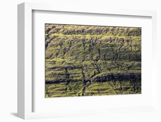 Faroes, mountainside, structure-olbor-Framed Photographic Print