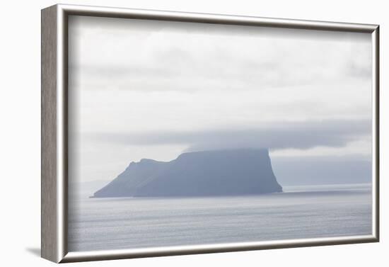 Faroes, Stora Dimun-olbor-Framed Photographic Print