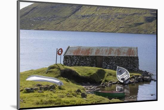 Faroes, Vagar, Sorvagsvatn, Leitisvatn, hut, boats-olbor-Mounted Photographic Print