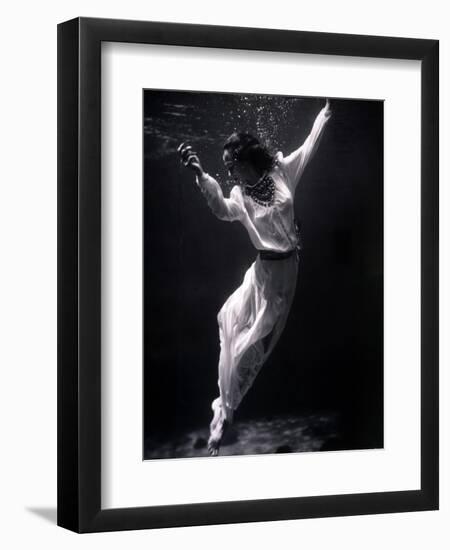 Fashion Model Underwater, 1939-Science Source-Framed Premium Giclee Print