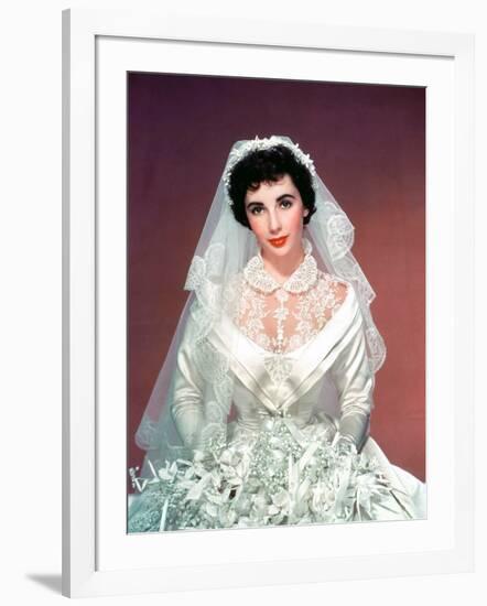 FATHER OF THE BRIDE, 1950 directed by VINCENTE MINNELLI Elizabeth Taylor (photo)-null-Framed Photo