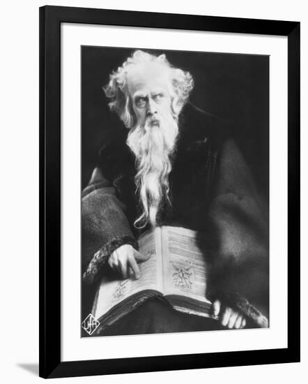 Faust, (aka Faust - Eine Deutsche Volkssage), Emil Jannings, 1926-null-Framed Photo