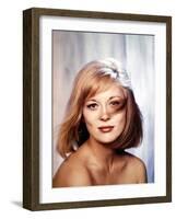 FAYE DUNAWAY, 1967 (photo)-null-Framed Photo