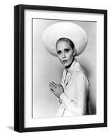 Faye Dunaway, Portraitc.1960s-null-Framed Photo