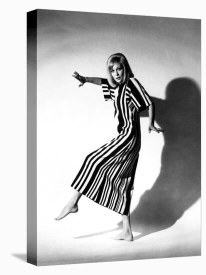 Faye Dunaway, Portraitc.1960s-null-Stretched Canvas