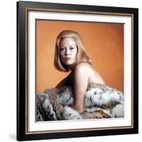 Faye Dunaway-null-Framed Photo