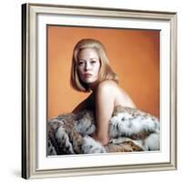 Faye Dunaway-null-Framed Photo