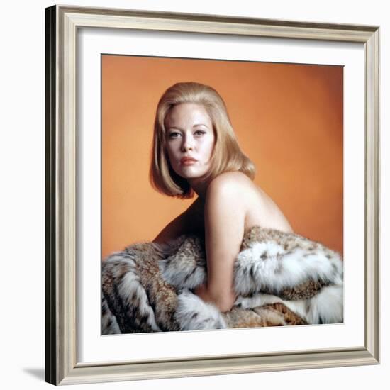 Faye Dunaway-null-Framed Photo