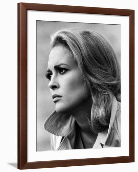 Faye Dunaway-null-Framed Photo