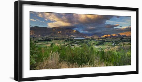 Feehly Hill Scenic Reserve, Arrowtown, Otago, South Island, New Zealand-Rainer Mirau-Framed Photographic Print