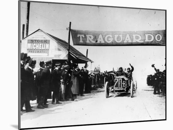 Felice Nazzaro in a Fiat Winning the Targo Florio Race, Sicily, 1907-null-Mounted Photographic Print