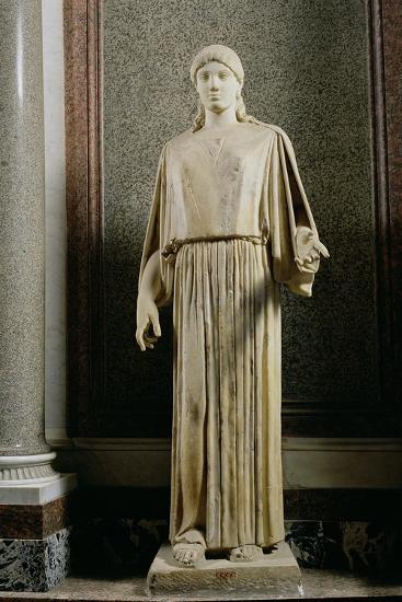 Female Figure Wearing a Peplos, Greek Giclee Print | AllPosters.com Female Figure Wearing a Peplos, Greek Giclee Print | AllPosters.com