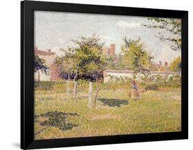 Femme dans un clos, soleil de printemps dans le pré à Eragny-Camille Pissarro-Framed Giclee Print