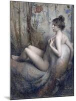 Femme nue assise sur un canapé-Eugène Vidal-Mounted Giclee Print