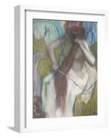 Femme se peignant ou La chevelure-Edgar Degas-Framed Giclee Print