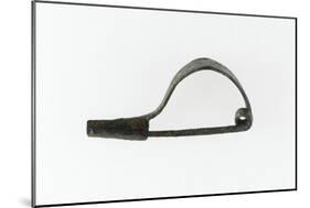 Fibule à arc simple rubané, porte ardillon rectangulaire, à section à "U"-null-Mounted Giclee Print