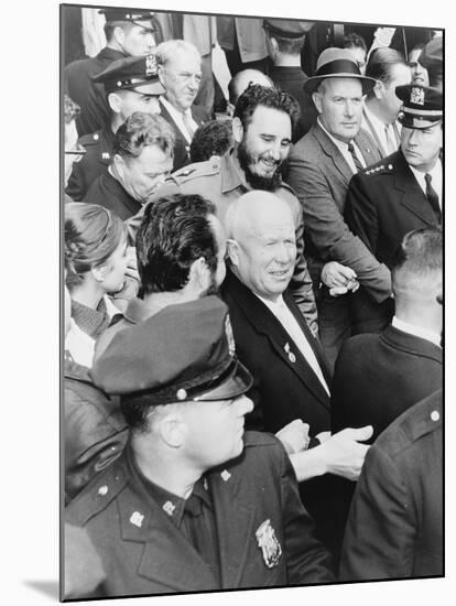 Fidel Castro and Nikita Khrushchev in New York for the General Assembly of the United Nations, 1960-null-Mounted Photographic Print