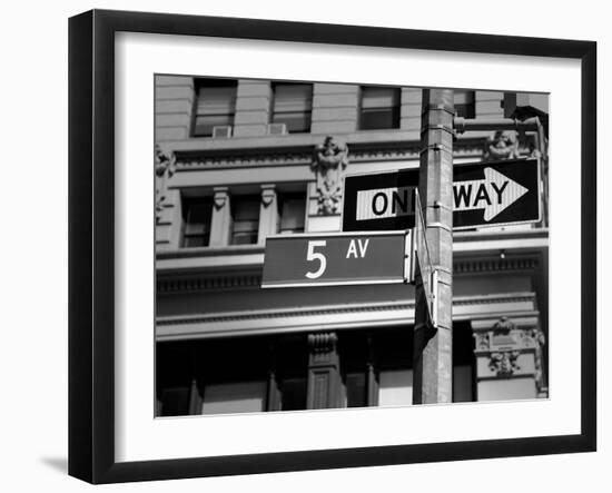 Fifth Avenue Sign 5 Th Av New York Manhattan USA Black & White-holbox-Framed Premium Photographic Print