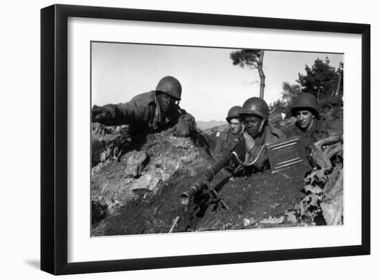 Fighting North of the Chongchon River During the U.S. Advance Above the 38th Parallel-null-Framed Photo