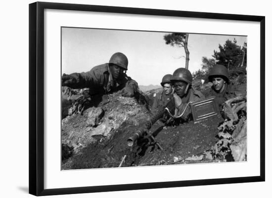 Fighting North of the Chongchon River During the U.S. Advance Above the 38th Parallel-null-Framed Photo