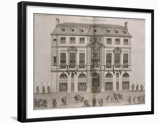 Figure XIV: vue de la façade de l'Hôtel de Beauvais rue Saint-Antoine au balcon duquel la-Jean Marot-Framed Giclee Print