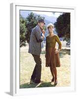 FINIAN'S RAINBOW, 1968 directed by FRANCIS FORD COPPOLA Fred Astaire and Petula Clark (photo)-null-Framed Photo