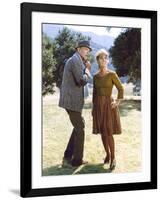 FINIAN'S RAINBOW, 1968 directed by FRANCIS FORD COPPOLA Fred Astaire and Petula Clark (photo)-null-Framed Photo
