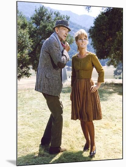 FINIAN'S RAINBOW, 1968 directed by FRANCIS FORD COPPOLA Fred Astaire and Petula Clark (photo)-null-Mounted Photo