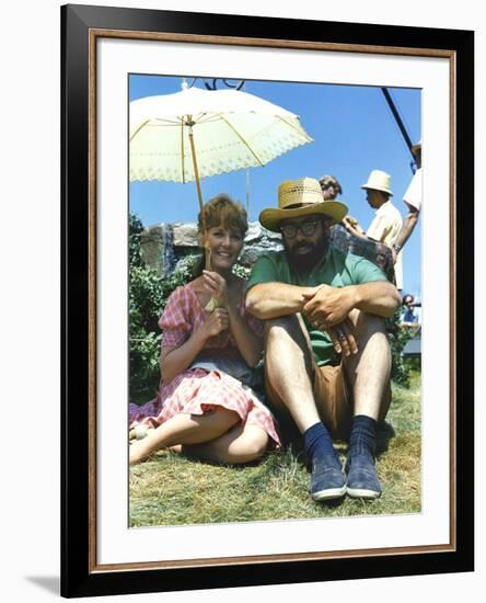 FINIAN'S RAINBOW, 1968 directed by FRANCIS FORD COPPOLA On the set, Petula Clark and Francis Ford C-null-Framed Photo